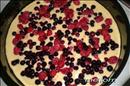 Пошаговое фото рецепта «Пирог с замороженными ягодами (фруктами)»