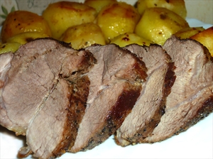 Фото рецепта «Свинина запеченная с картофелем»