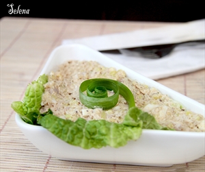 Фото рецепта «Куриный салат с грецкими орехами»
