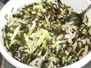 Пошаговое фото рецепта «Салат с морской капустой и кальмарами»