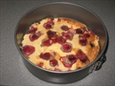 Пошаговое фото рецепта «Торт с вишнями, мороженым и безе Снежная горка»
