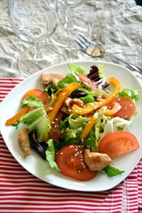 Фото рецепта «Теплый салат с курицей и овощами»