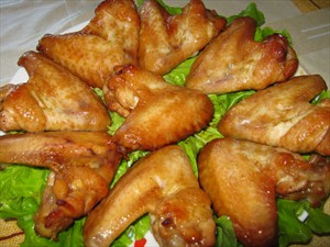 Фото рецепта «Куриные крылышки в медово-соевом соусе»