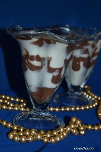 Фото рецепта «Йогуртовый десерт Зебра»