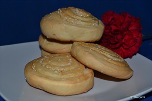 Фото рецепта «Сметанное печенье с ликером и кунжутом»
