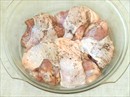 Пошаговое фото рецепта «Курица запечённая в духовке с луком»