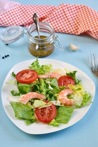 Фото рецепта «Салат из морепродуктов с овощами»