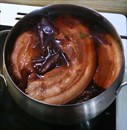 Пошаговое фото рецепта «Сало в луковой шелухе»