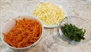 Пошаговое фото рецепта «Лаваш с корейской морковью, зеленью и сыром»