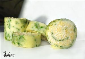 Фото рецепта «Закусочный рулет с сыром и чесноком»