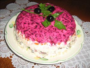 Фото рецепта «Селёдочно-овощной торт-салат»