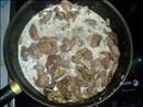 Пошаговое фото рецепта «Куриная печень с грибами и сливками»