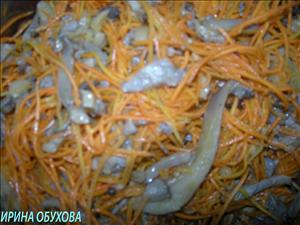 Фото рецепта «Морковь по-корейски с вешенками»