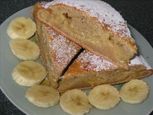 Фото рецепта «Банановый пирог с лимонным центром»