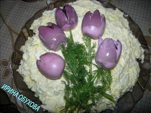 Фото рецепта «Салат простой с тюльпанами»