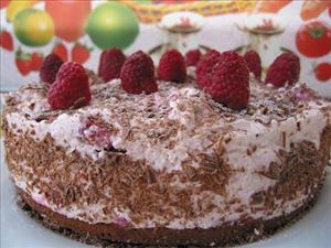 Фото рецепта «Малиново-шоколадный торт-суфле»