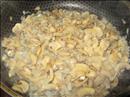 Пошаговое фото рецепта «Рулеты из куриного филе, фаршированные грибами»