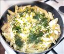 Пошаговое фото рецепта «Макароны с сыром и зеленью»