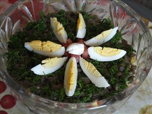 Фото рецепта «Салат с чечевицей и копчёной курочкой»