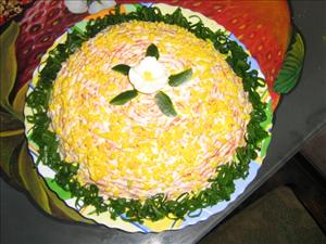 Фото рецепта «Салат слоёный с курицей и грецкими орехами»