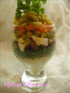 Фото рецепта «Салат с копченой сельдью»