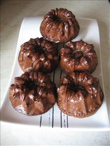 Фото рецепта «Шоколадный пудинг с соусом»