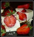 Фото-рецепт «Клубнично-сметанный торт-десерт»