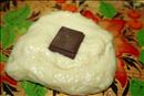 Пошаговое фото рецепта «Сладкие сдобные булочки с шоколадкой»