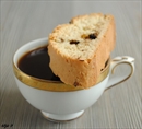 Пошаговое фото рецепта «Бискотти с сушеной вишней и шоколадной крошкой»