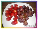 Пошаговое фото рецепта «Клубника и виноград в шоколаде»