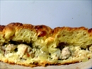 Пошаговое фото рецепта «Пирог из слоеного теста с курицей и сыром»