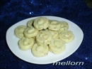 Фото-рецепт «Конфеты из белого шоколада с лимоном и фисташками»