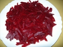 Пошаговое фото рецепта «Салат из свеклы с копченой сельдью»