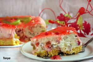 Фото рецепта «Торт с красной смородиной»