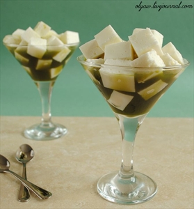 Фото рецепта «Йогуртовое желе в сиропе из зеленого чая»