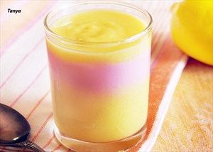 Фото рецепта «Лимонный курд с клубничным йогуртом»