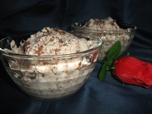 Фото рецепта «Имбирно-шоколадное мороженое из йогурта»