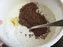 Пошаговое фото рецепта «Имбирно-шоколадное мороженое из йогурта»