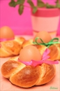Пошаговое фото рецепта «Булочки с пасхальными яйцами»