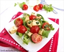 Пошаговое фото рецепта «Салат из помидоров, моцареллы и базилика»