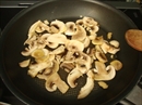 Пошаговое фото рецепта «Соус грибной со сливками»
