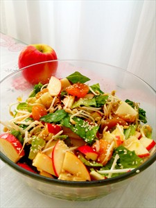 Фото рецепта «Яблочный салат Искушение»