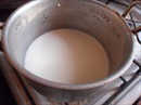 Пошаговое фото рецепта «Плюшки с кремом патисьер и смородиной»