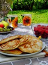 Пошаговое фото рецепта «Яблочные оладьи на кефире»