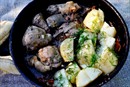Пошаговое фото рецепта «Курица тушёная с чёрной смородиной»