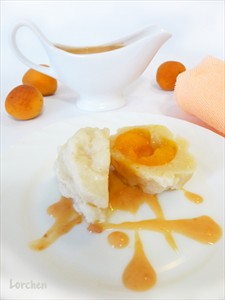 Фото рецепта «Кнедлики творожные с абрикосами»
