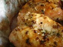 Пошаговое фото рецепта «Куриные грудки, запеченные с розмарином и чесноком»