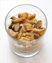 Пошаговое фото рецепта «Порционный салат с грибами, курицей и грецкими орехами»