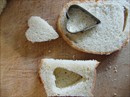 Пошаговое фото рецепта «Мини-бутербродики с форелью Валентинки»