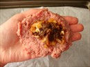 Пошаговое фото рецепта «Мясные зразы с фруктовой начинкой»